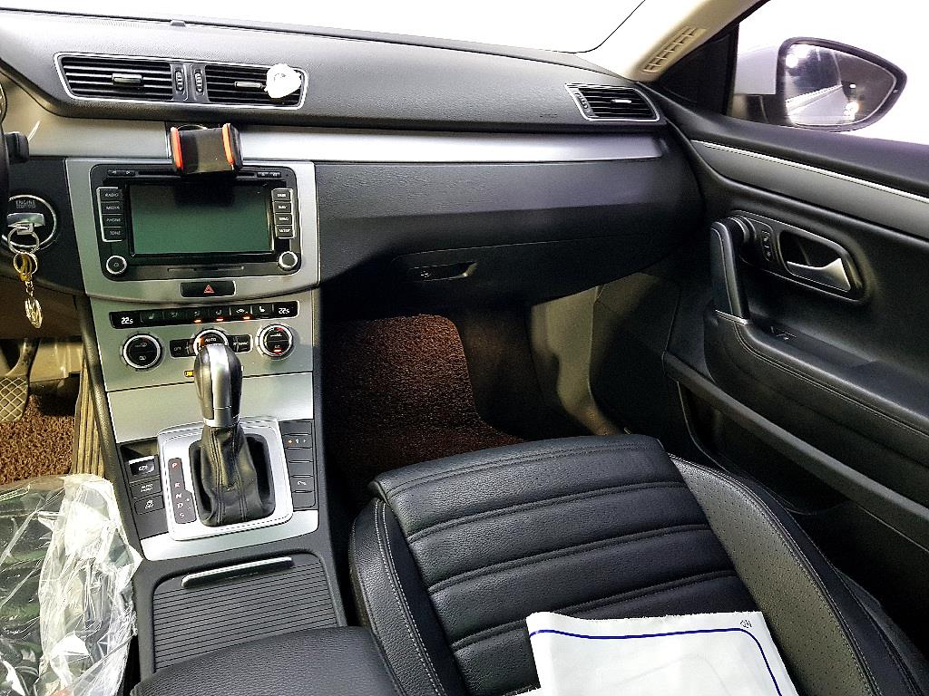 Volkswagen CC - Vista 10
