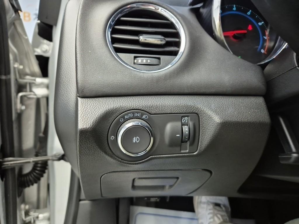 Chevrolet Cruise 2016 Plateado - Importación desde Corea - HF Imports Iquique - Foto 17