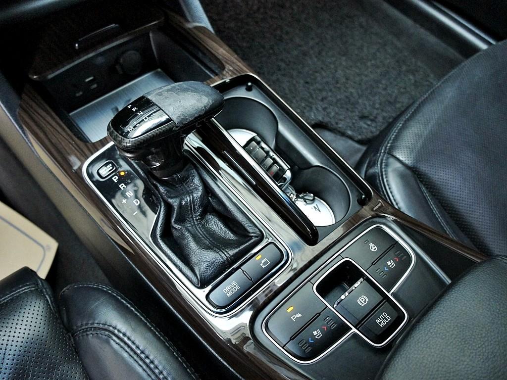 KIA K7 2016 Negro - Importación desde Corea - HF Imports Iquique - Foto 11