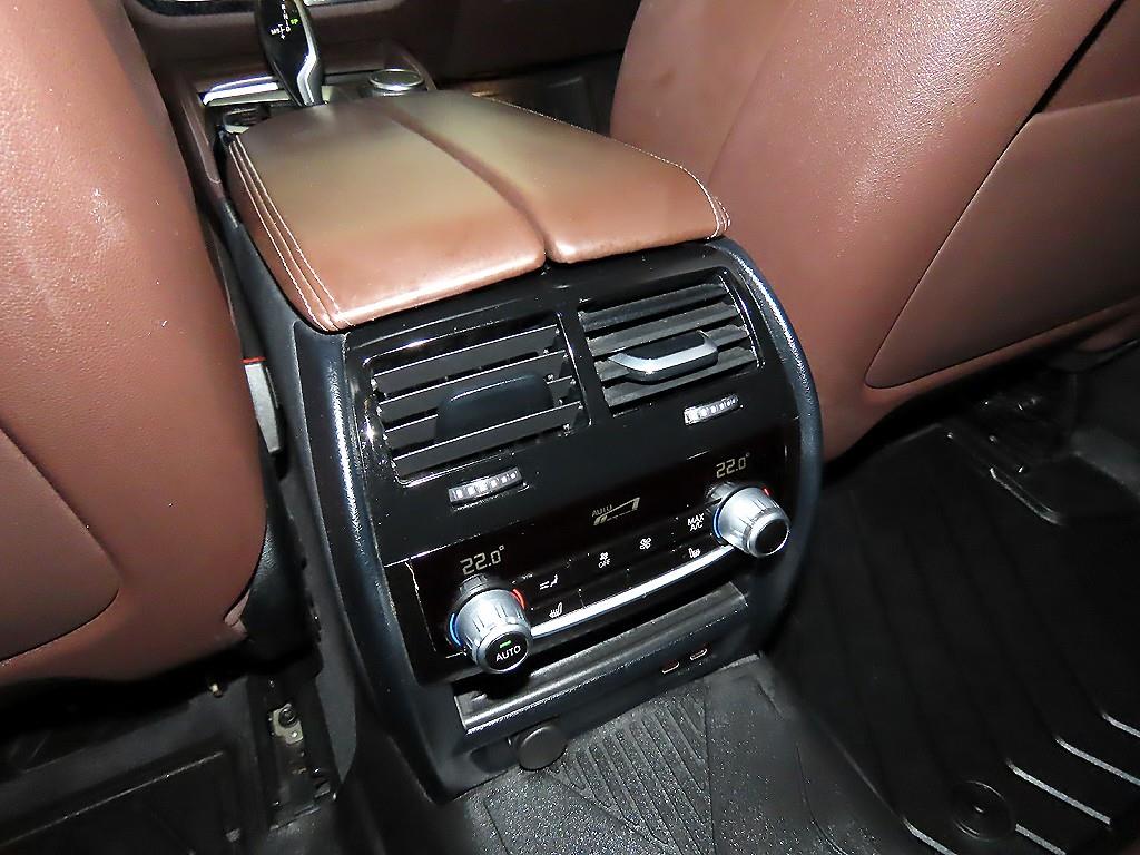 BMW 5 Series 2021 - Importación desde Corea - HF Imports Iquique - Foto 16