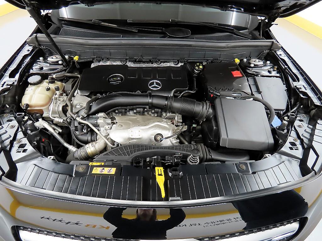 Mercedes Benz GLB Class 2020 Negro - Importación desde Corea - HF Imports Iquique - Foto 19