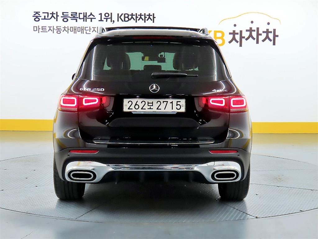 Mercedes Benz GLB Class - Vista 3