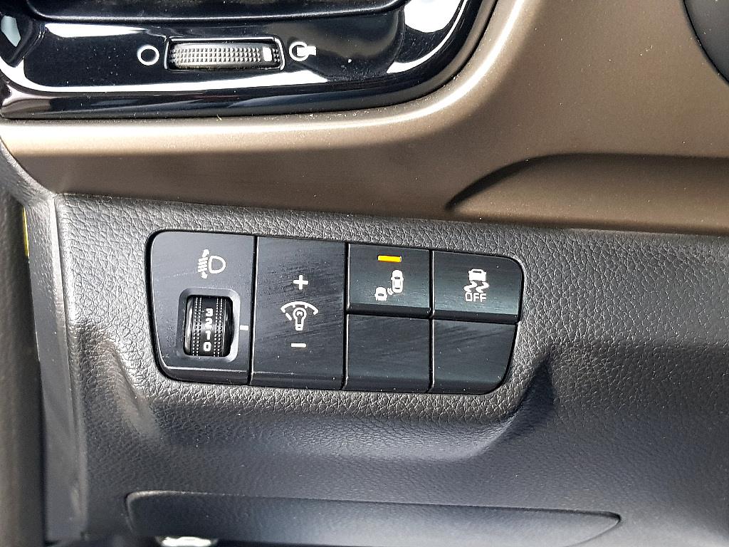 KIA Stonic - Vista 12