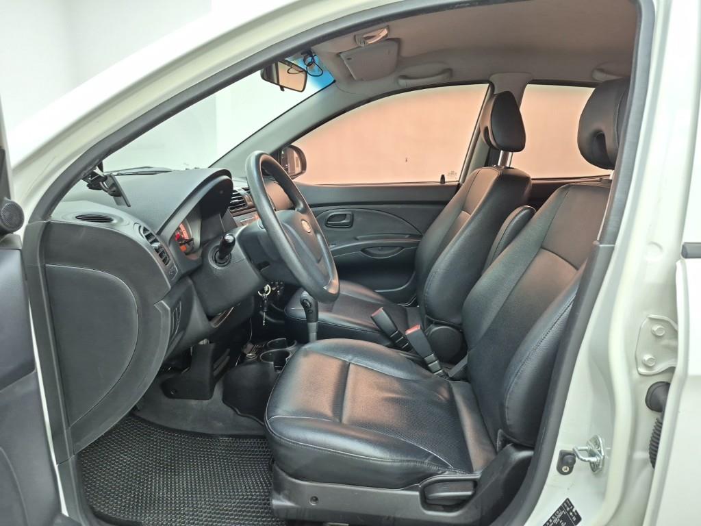 KIA Morning - Vista 11