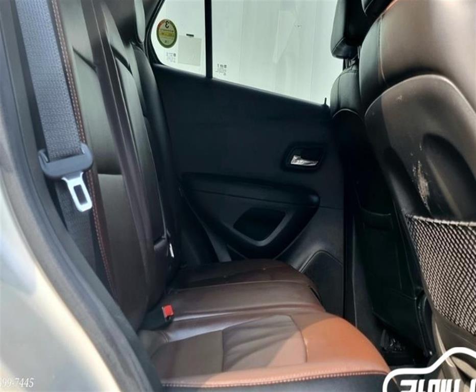 Chevrolet Trax - Vista 9