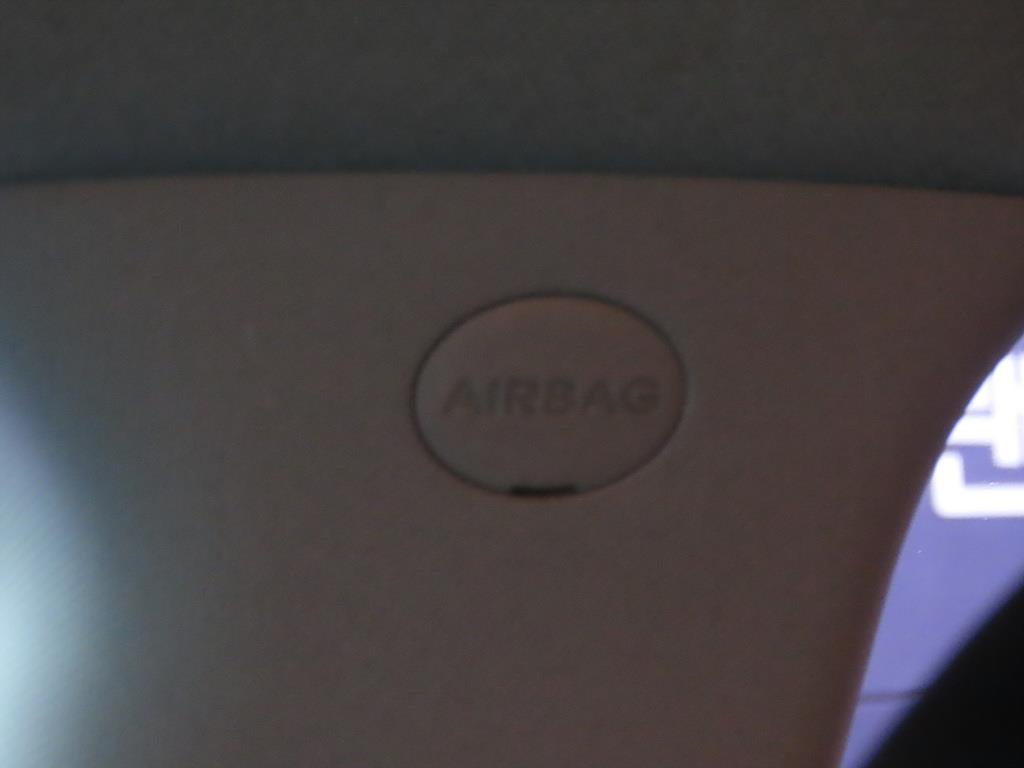 HYUNDAI Avante - Vista 11