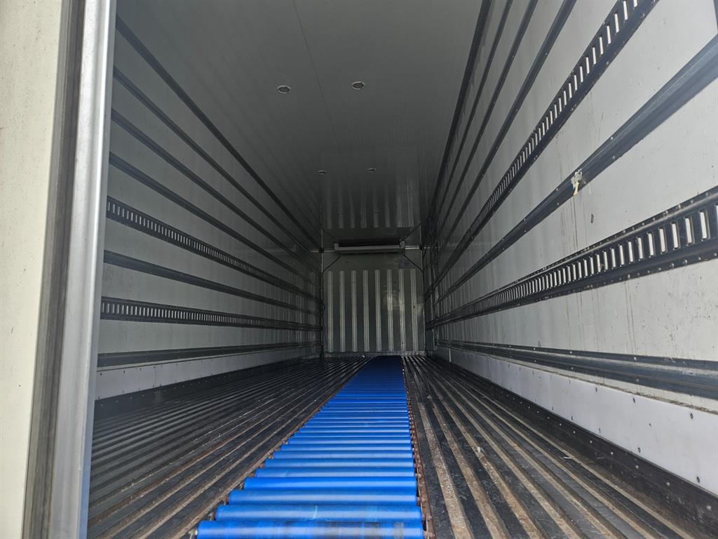 medium and large cargo truck - Vista 8