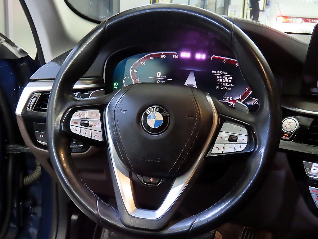 BMW 5 Series - Vista 8