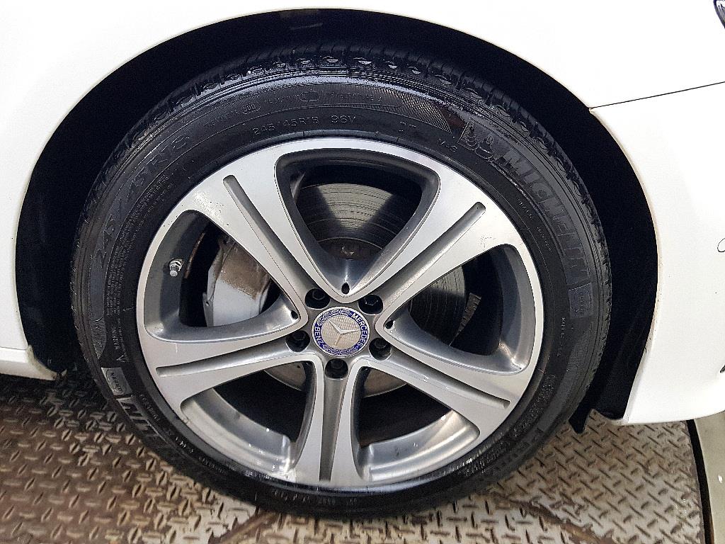 Mercedes Benz E class 2017 Blanco - Importación desde Corea - HF Imports Iquique - Foto 20