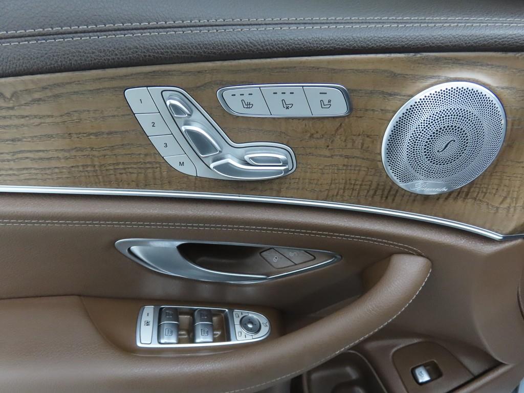 Mercedes Benz E class - Vista 9