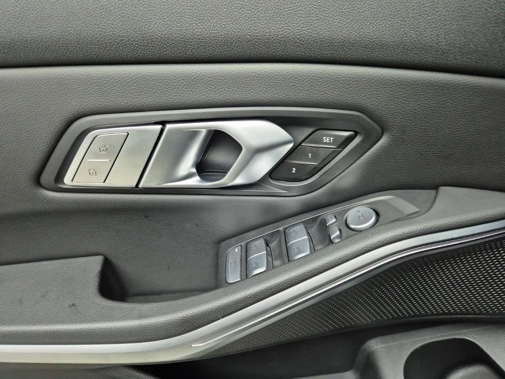 BMW 3 series 2022 Gris - Importación desde Corea - HF Imports Iquique - Foto 17