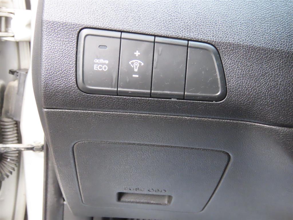 HYUNDAI Avante 2012 Plateado - Importación desde Corea - HF Imports Iquique - Foto 12