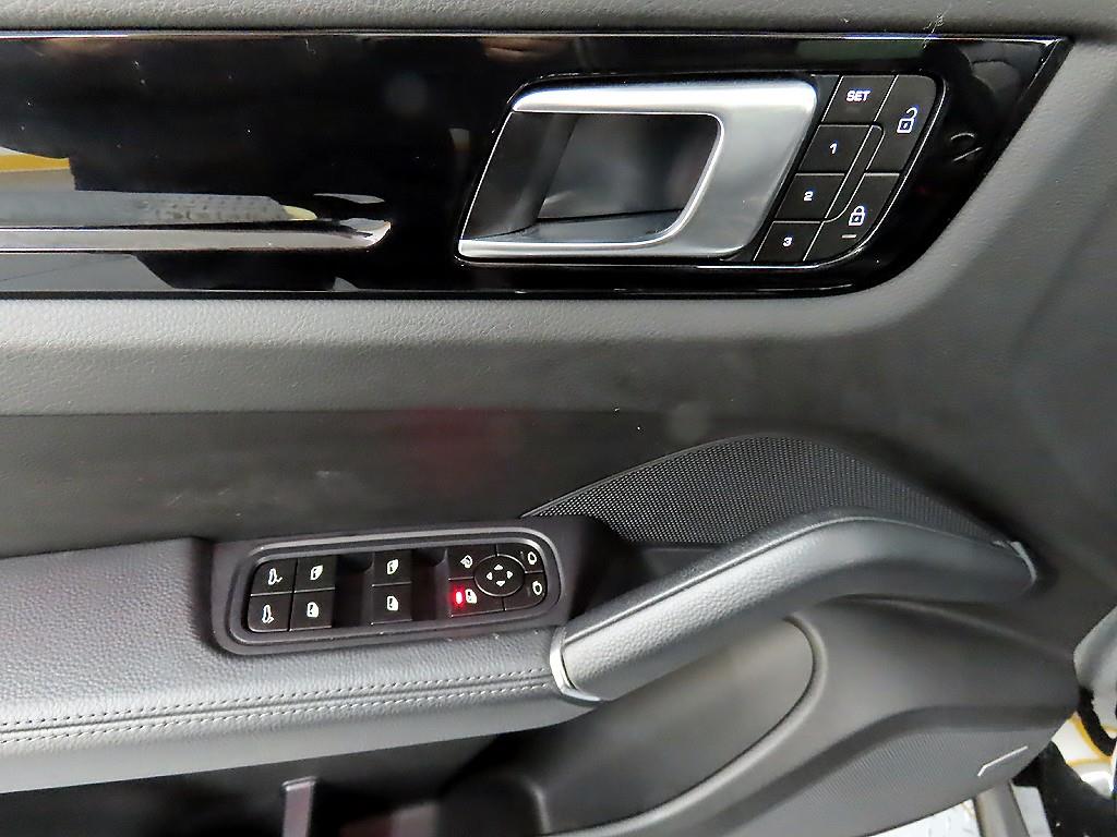Porsche Cayenne - Vista 11