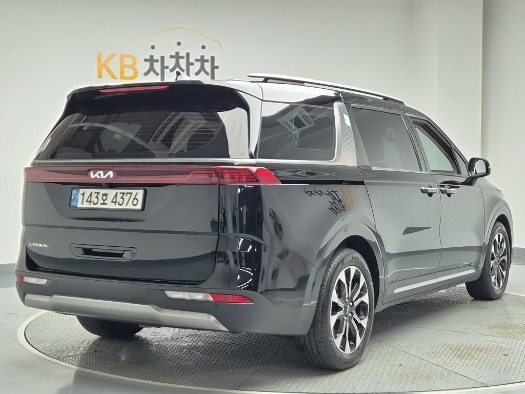 KIA Carnival - Vista 4