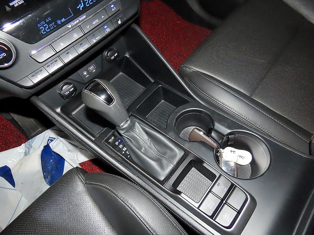 HYUNDAI Tucson - Vista 8