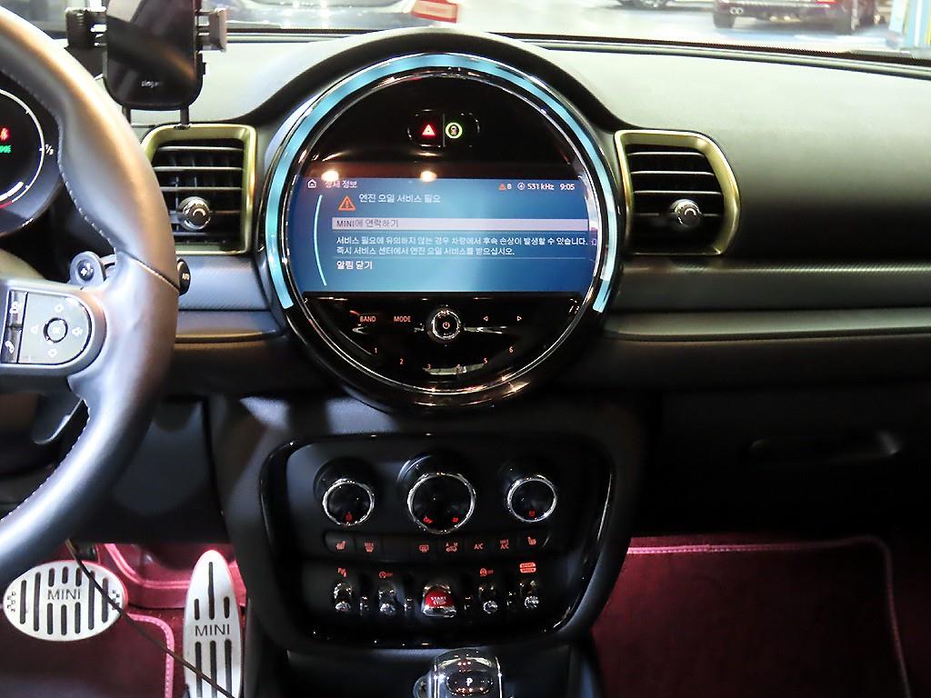 Mini Clubman - Vista 11