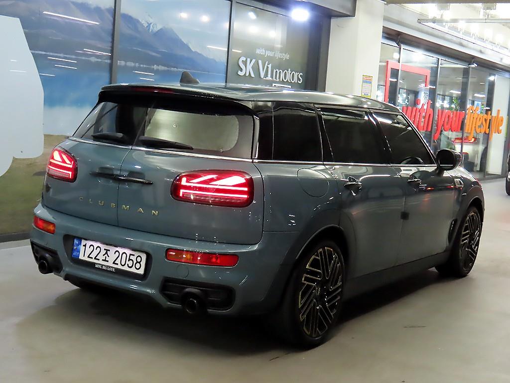 Mini Clubman - Vista 4