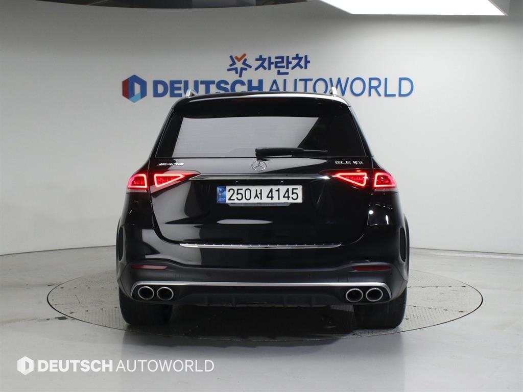 Mercedes Benz GLE Class - Vista 4