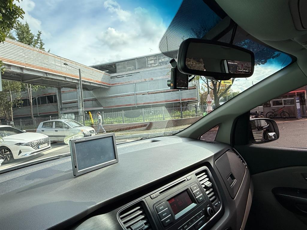 KIA Carnival 2015 Blanco - Importación desde Corea - HF Imports Iquique - Foto 14