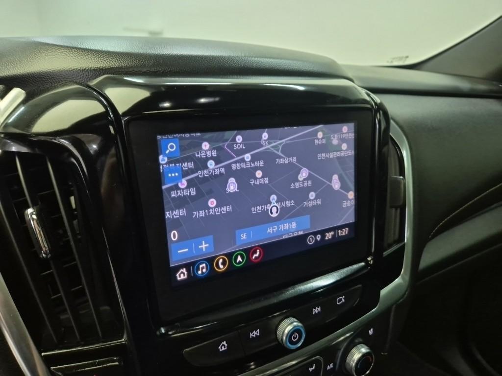 Chevrolet Travers 2022 Negro - Importación desde Corea - HF Imports Iquique - Foto 14