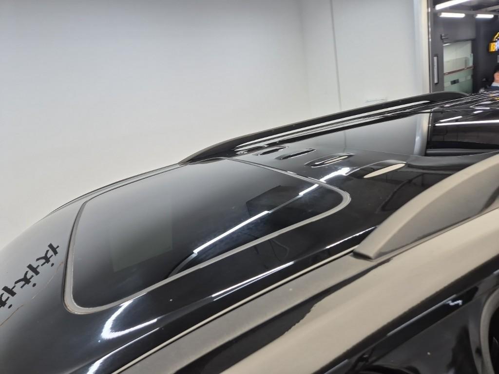 Chevrolet Travers 2022 Negro - Importación desde Corea - HF Imports Iquique - Foto 13