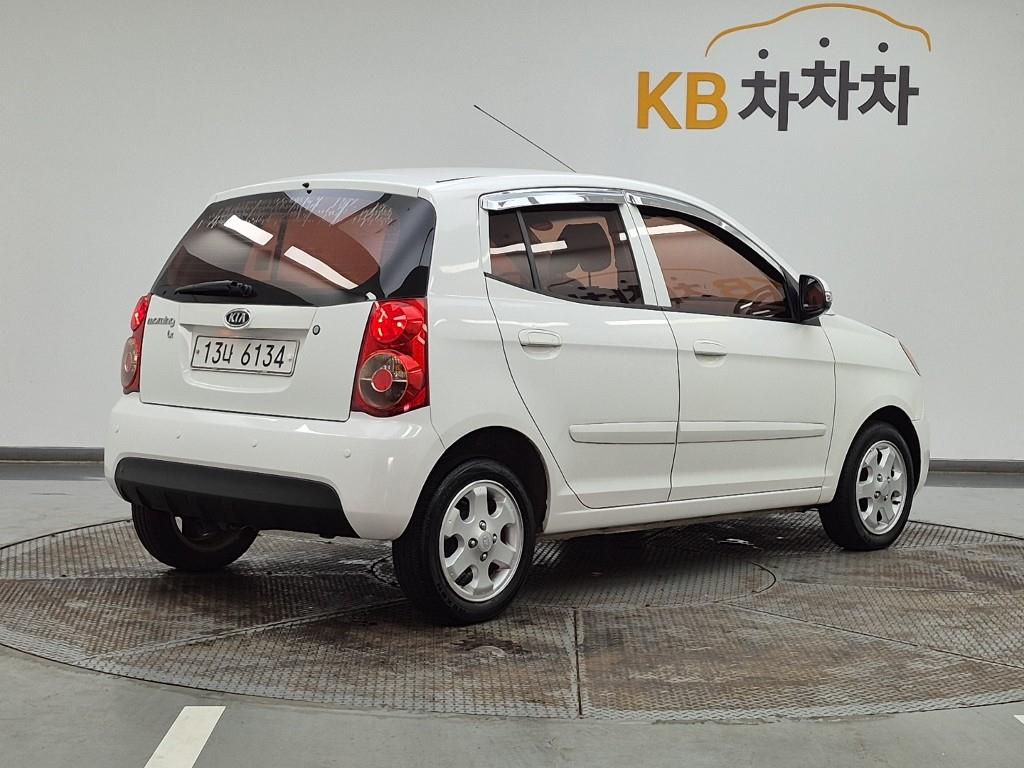 KIA Morning - Vista 4