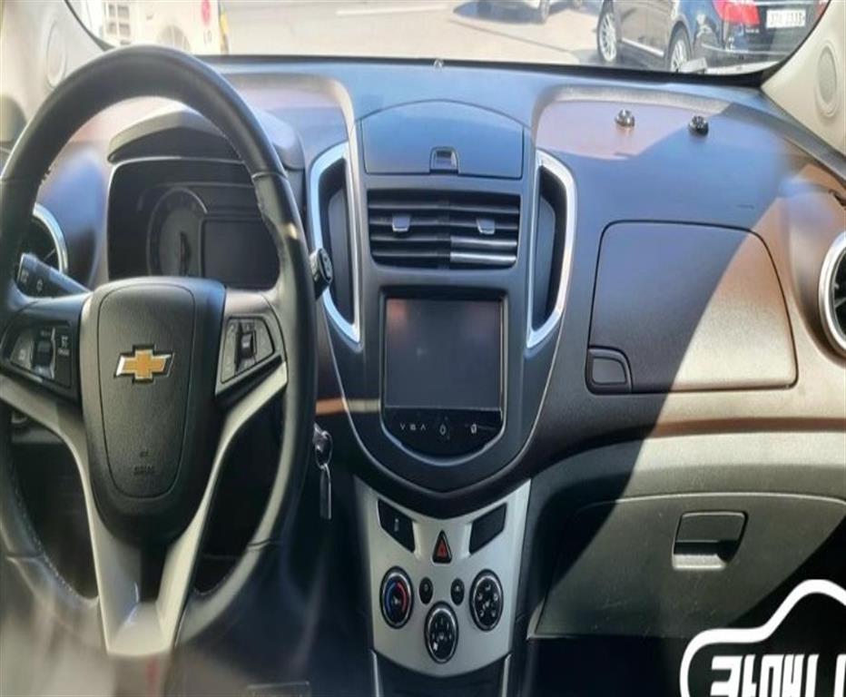 Chevrolet Trax - Vista 11