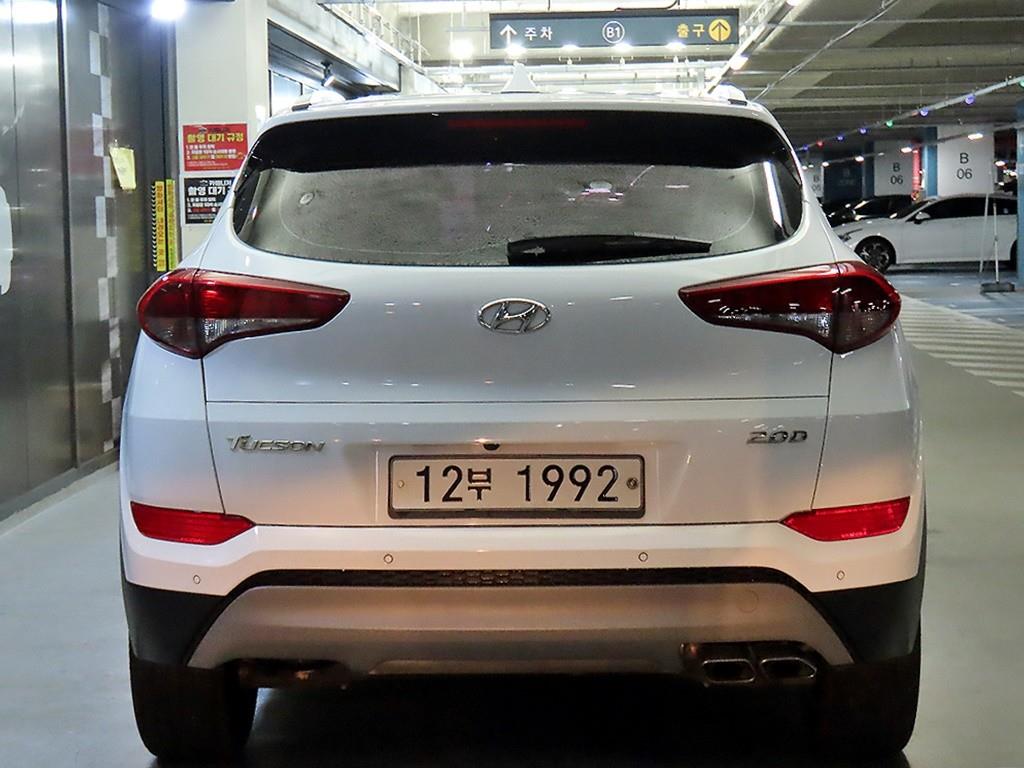 HYUNDAI Tucson 2018 Blanco - Importación desde Corea - HF Imports Iquique - Foto 1