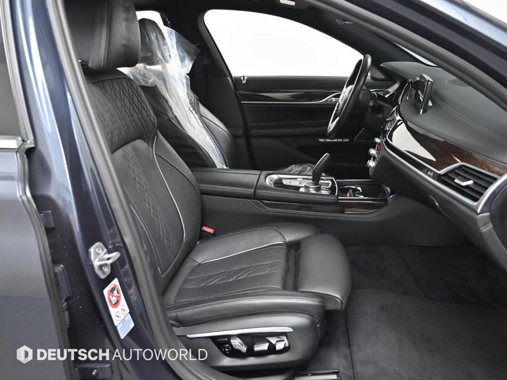 BMW 7 Series - Vista 10