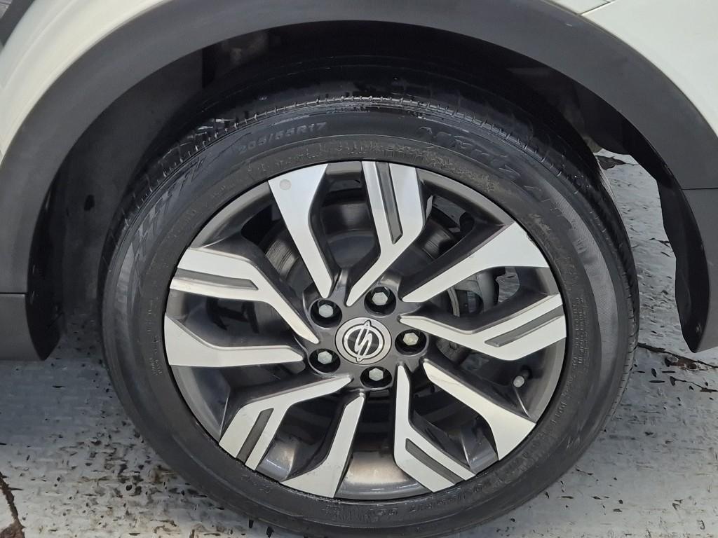 Ssangyong Tivoli 2018 Blanco - Importación desde Corea - HF Imports Iquique - Foto 20