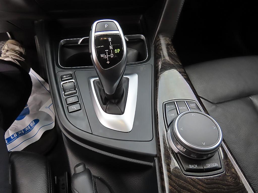 BMW 4 Series - Vista 11