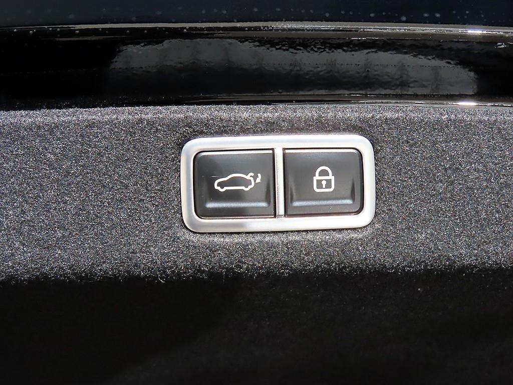 HYUNDAI Grandeur 2025 Negro - Importación desde Corea - HF Imports Iquique - Foto 15