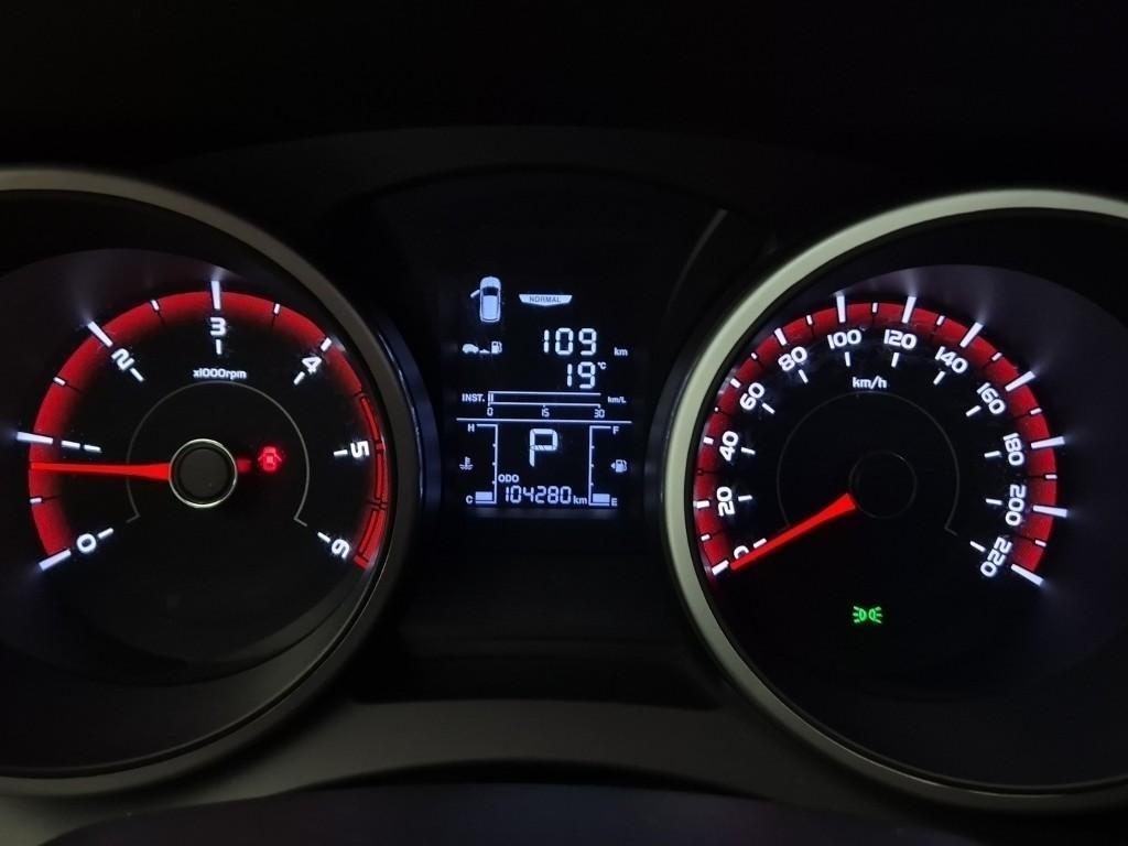 Ssangyong Tivoli - Vista 6