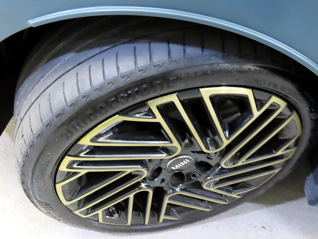 Mini Clubman 2023 Gris - Importación desde Corea - HF Imports Iquique - Foto 20