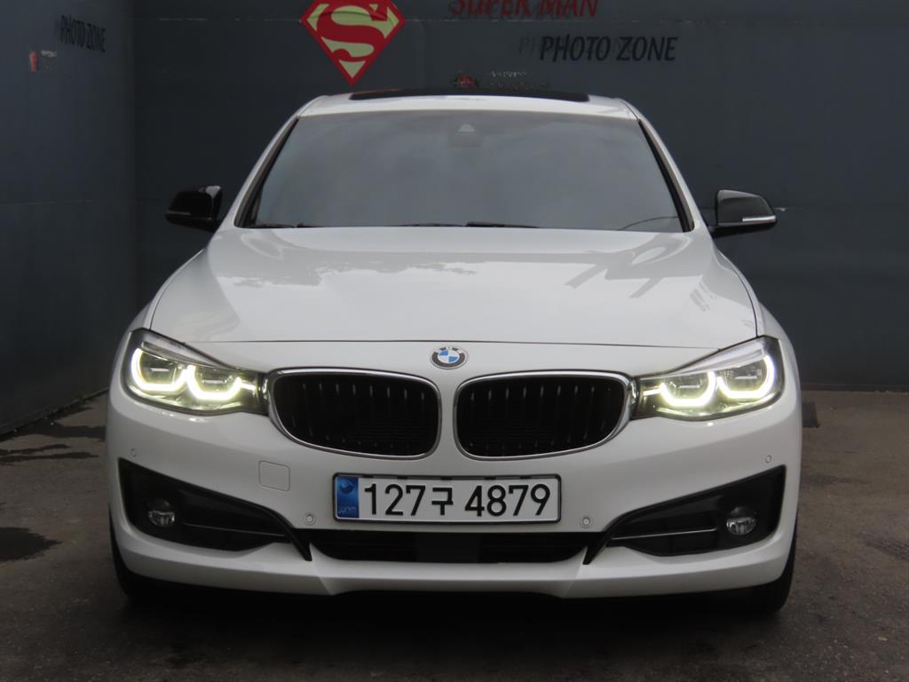 BMW Gran Turismo - Vista 3