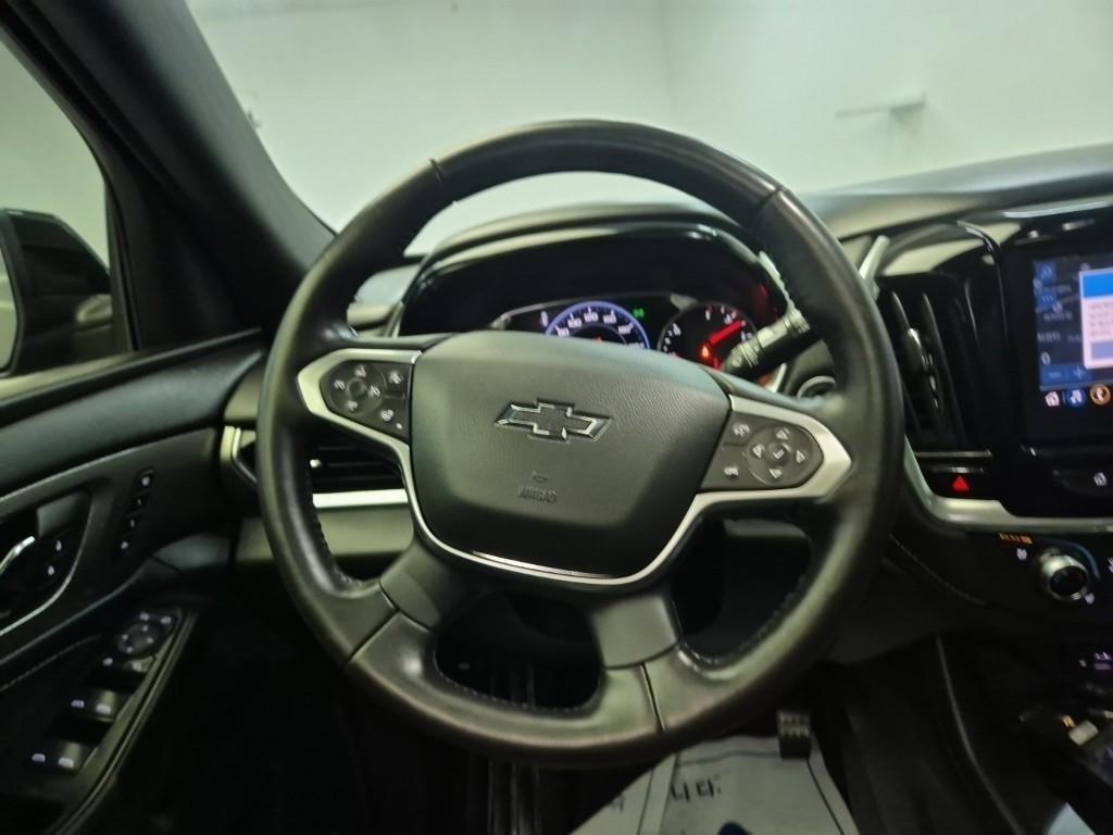 Chevrolet Travers - Vista 9