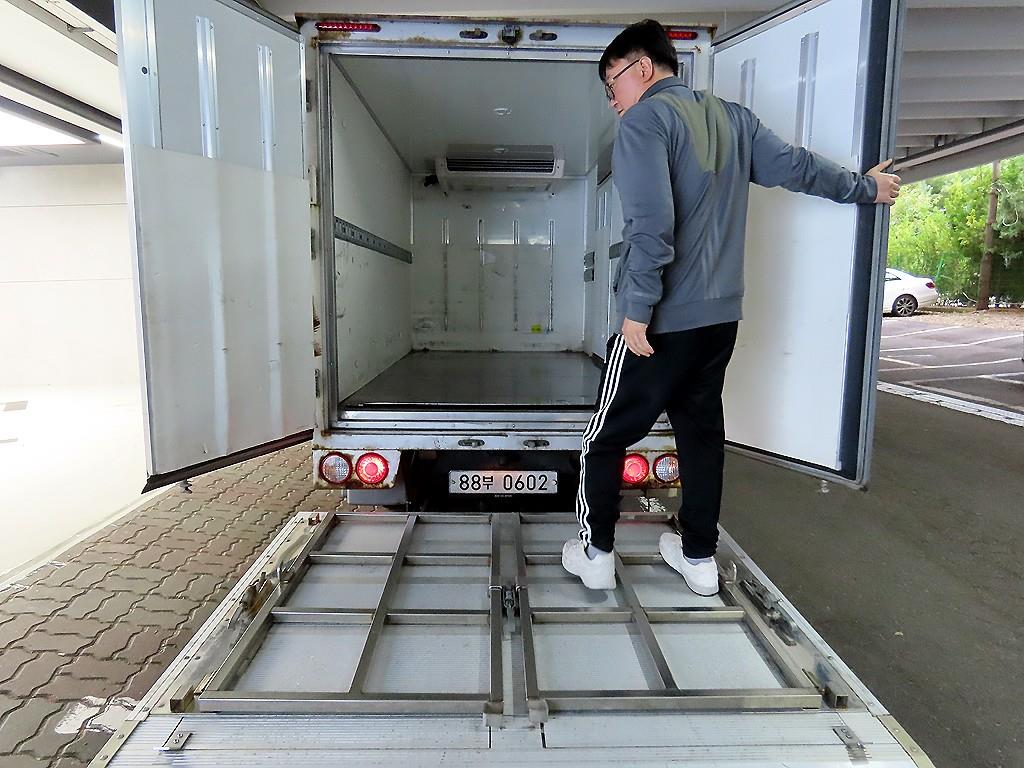 Small Truck Top_Powergate 2019 Blanco - Importación desde Corea - HF Imports Iquique - Foto 18
