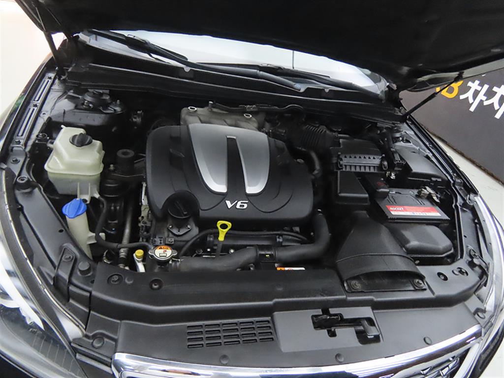 KIA K7 2012 Negro - Importación desde Corea - HF Imports Iquique - Foto 19