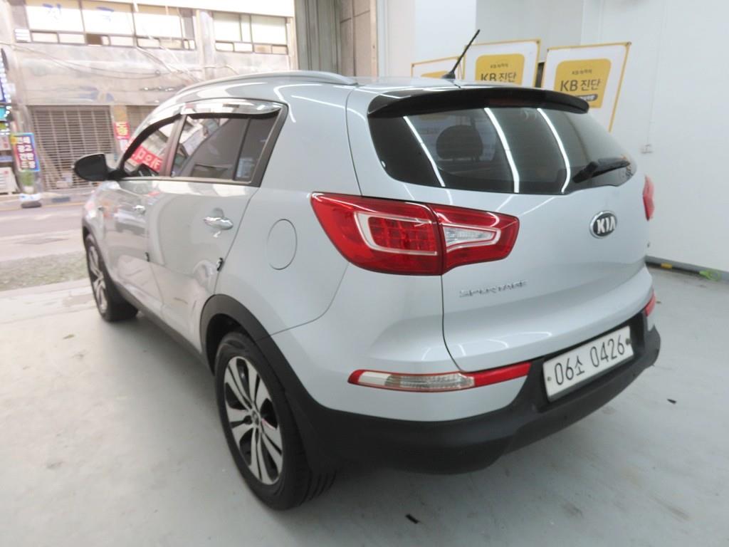 KIA Sportage - Vista 4