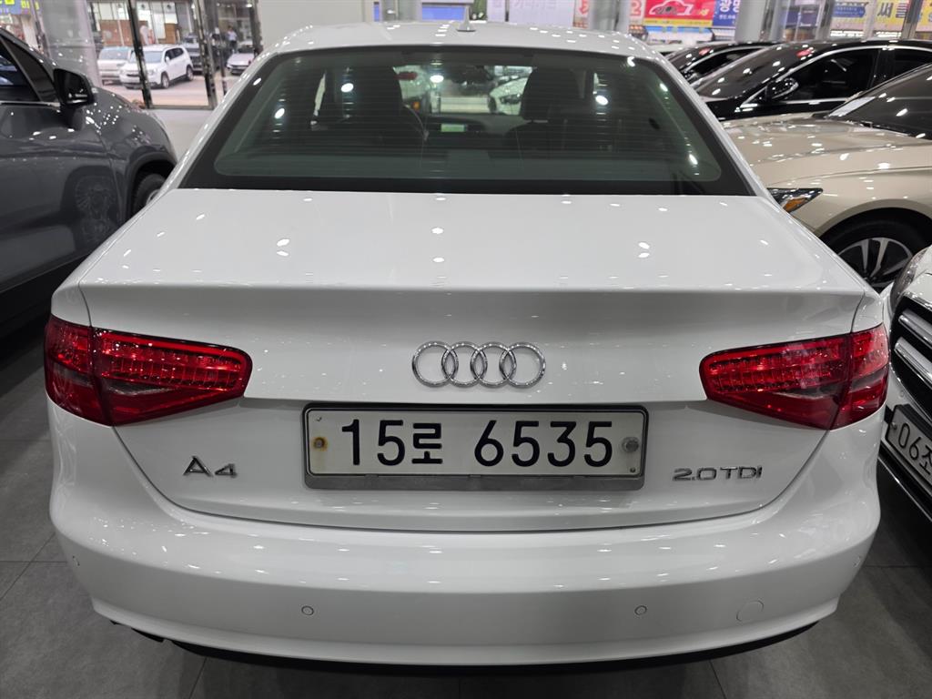 Audi A4 - Vista 4