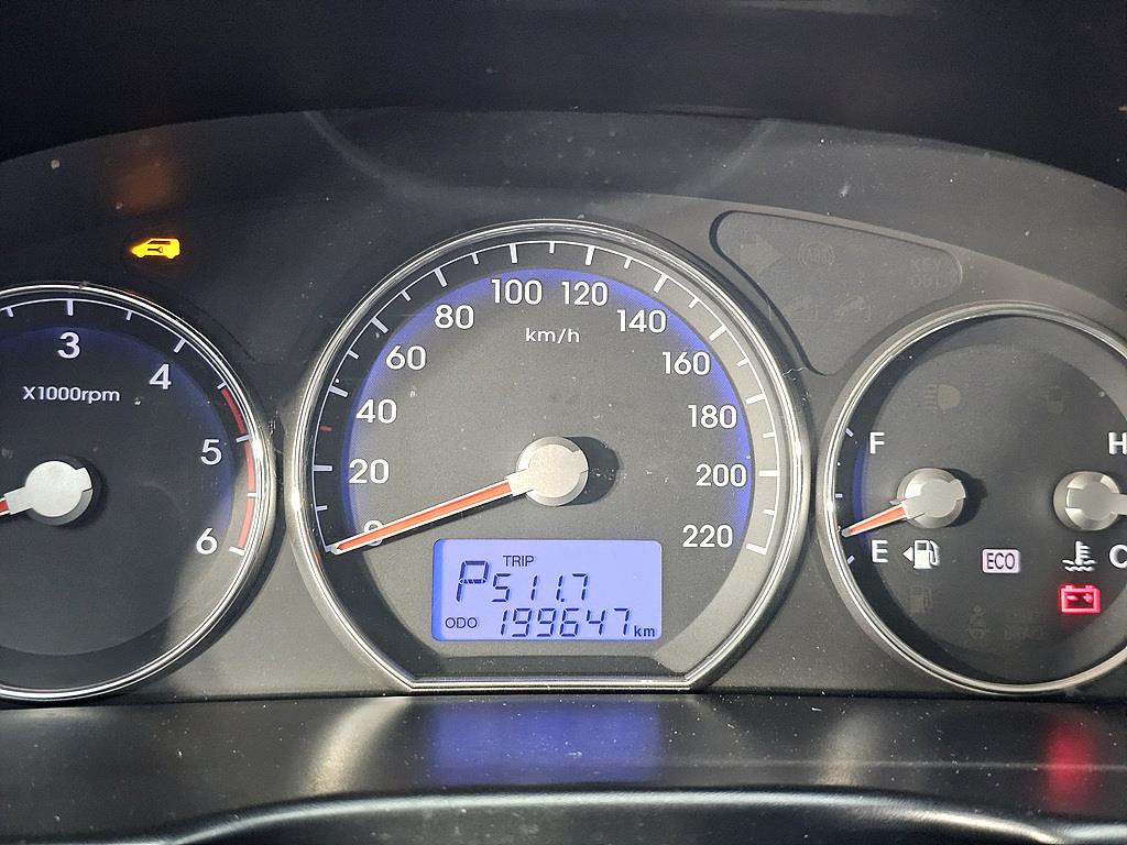 HYUNDAI Santa Fe - Vista 6