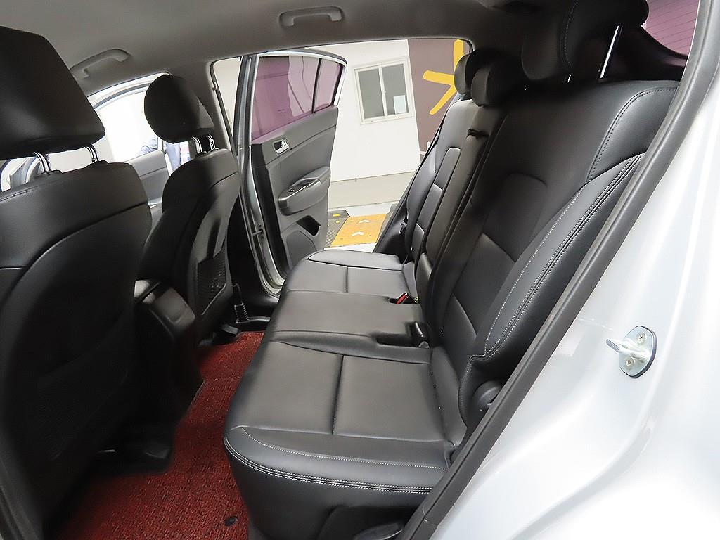 KIA Sportage 2016 Plateado - Importación desde Corea - HF Imports Iquique - Foto 9