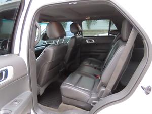 Ford Explorer - Vista 12