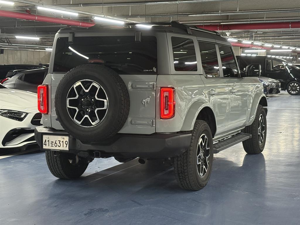 Ford Bronco - Vista 5