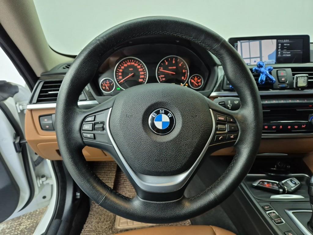 BMW 4 Series - Vista 9