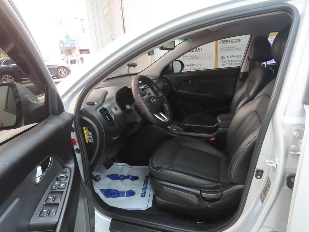 KIA Sportage - Vista 5