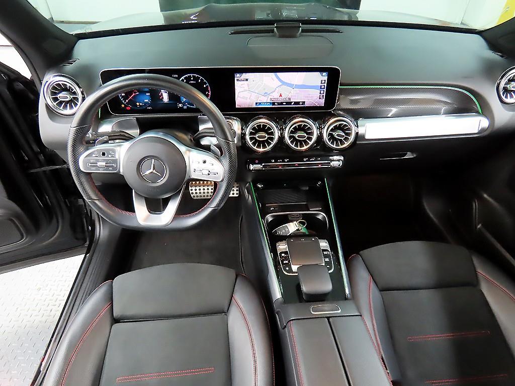 Mercedes Benz GLB Class - Vista 7