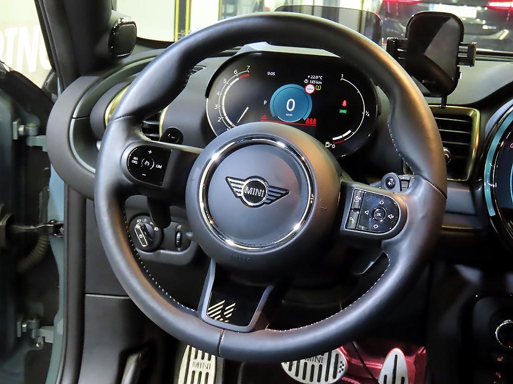 Mini Clubman - Vista 8