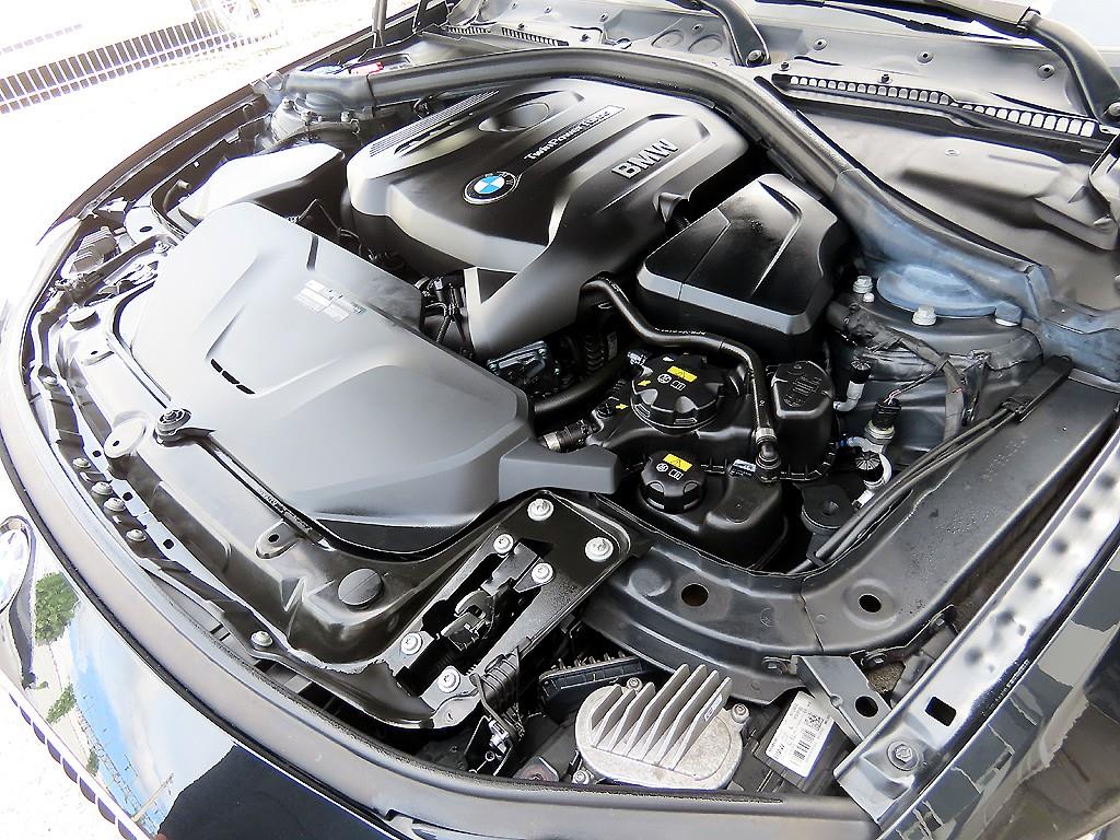 BMW 4 Series 2018 Negro - Importación desde Corea - HF Imports Iquique - Foto 19