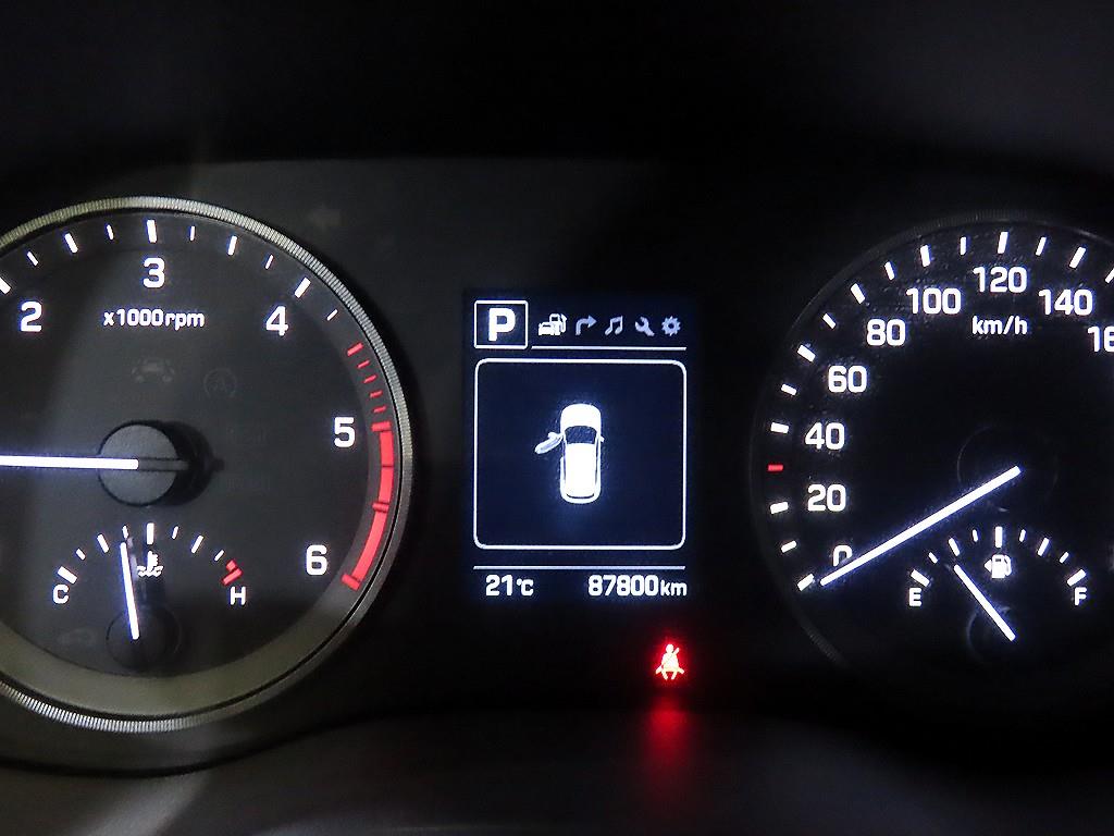 HYUNDAI Tucson - Vista 5